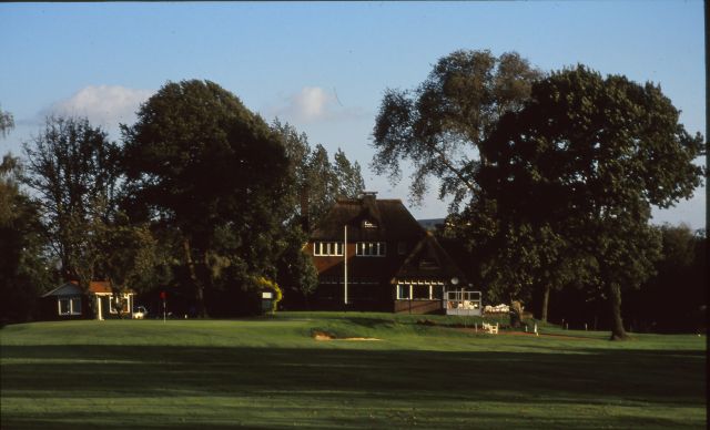 clubhuis 1994 vraagteken