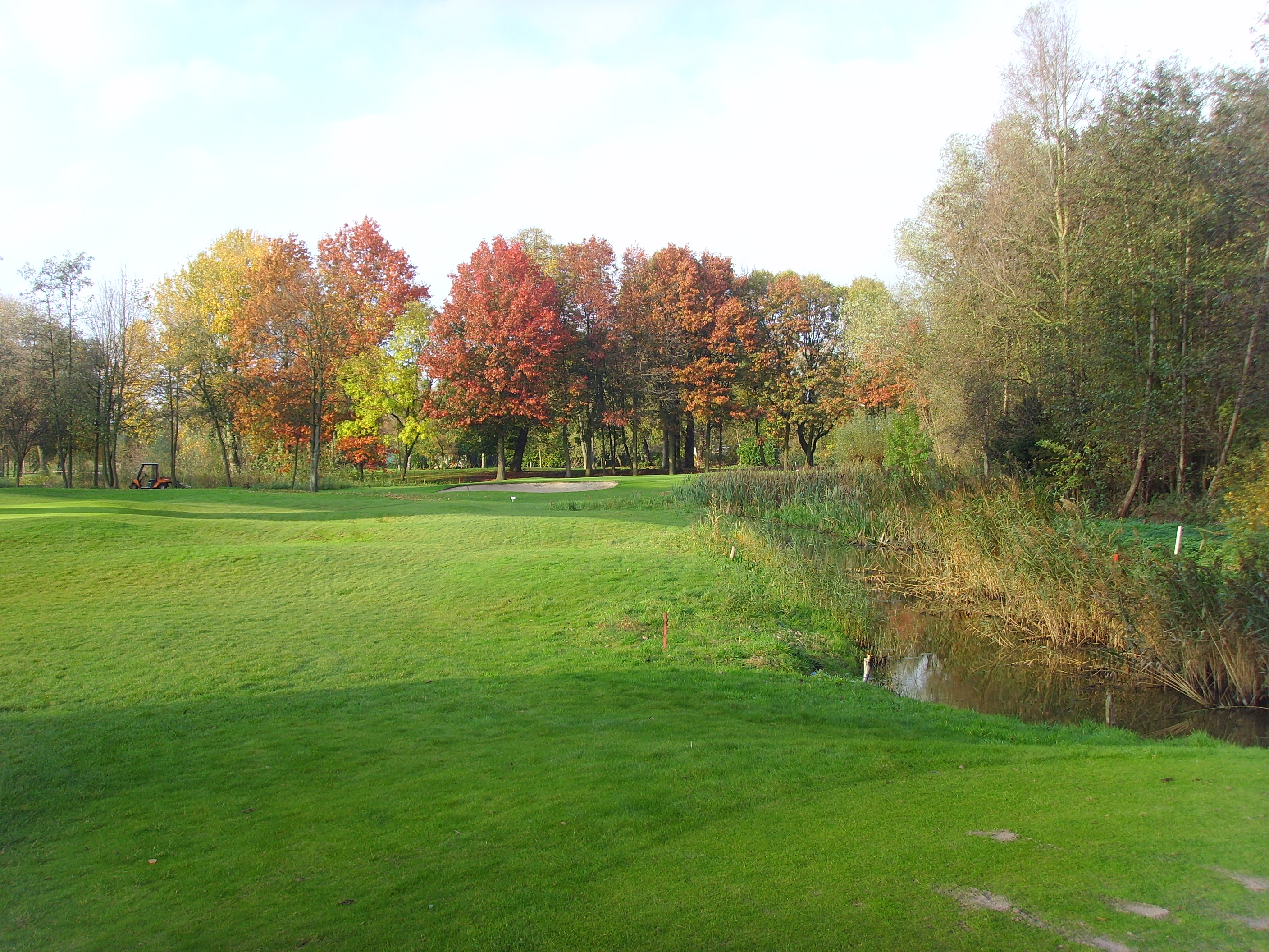 2011 nov hole 7 2 nov 2011 (4).JPG