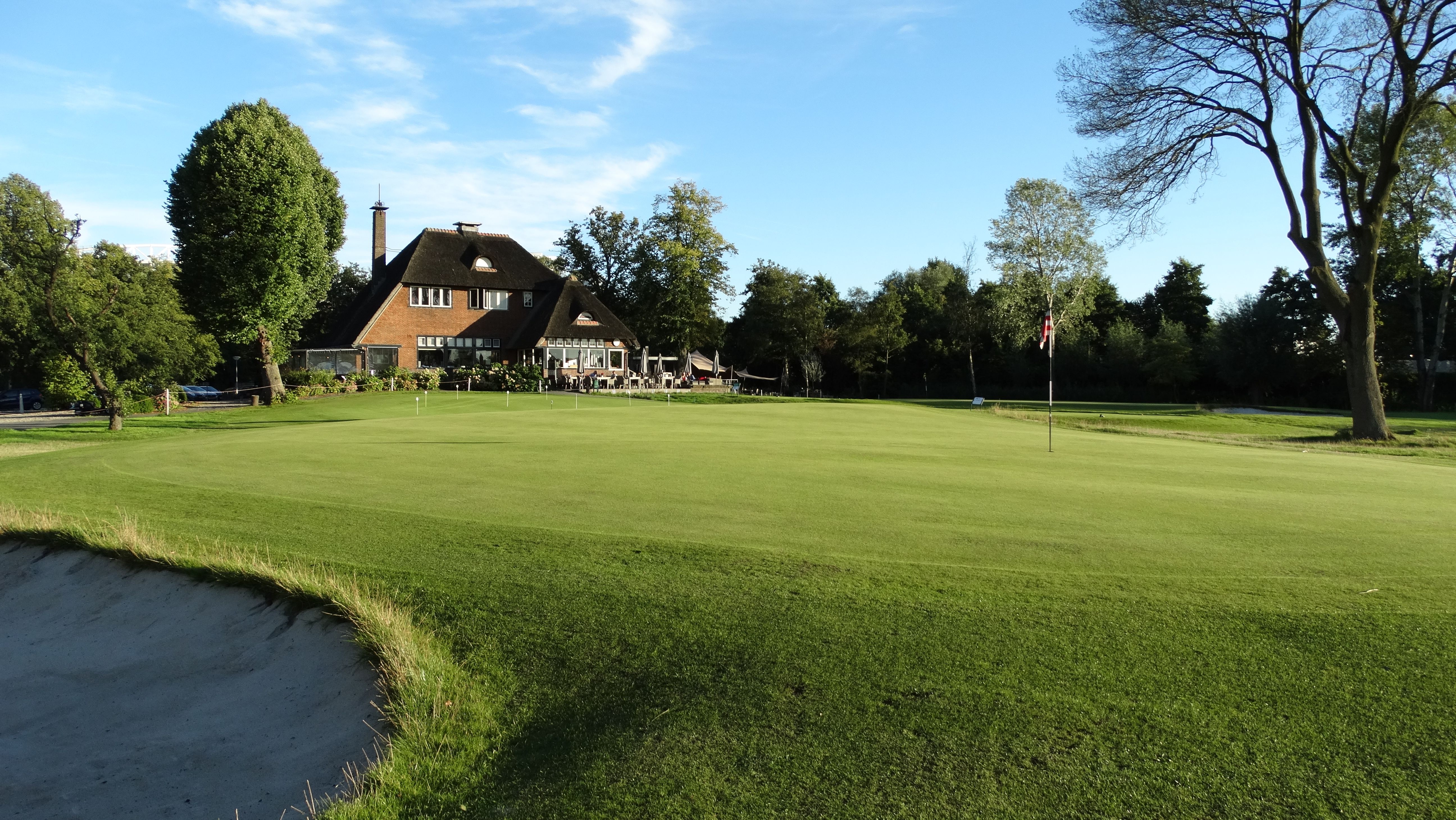 amsterdam old course 2016 clubhuis 25 sept nieuwe green 9.jpg