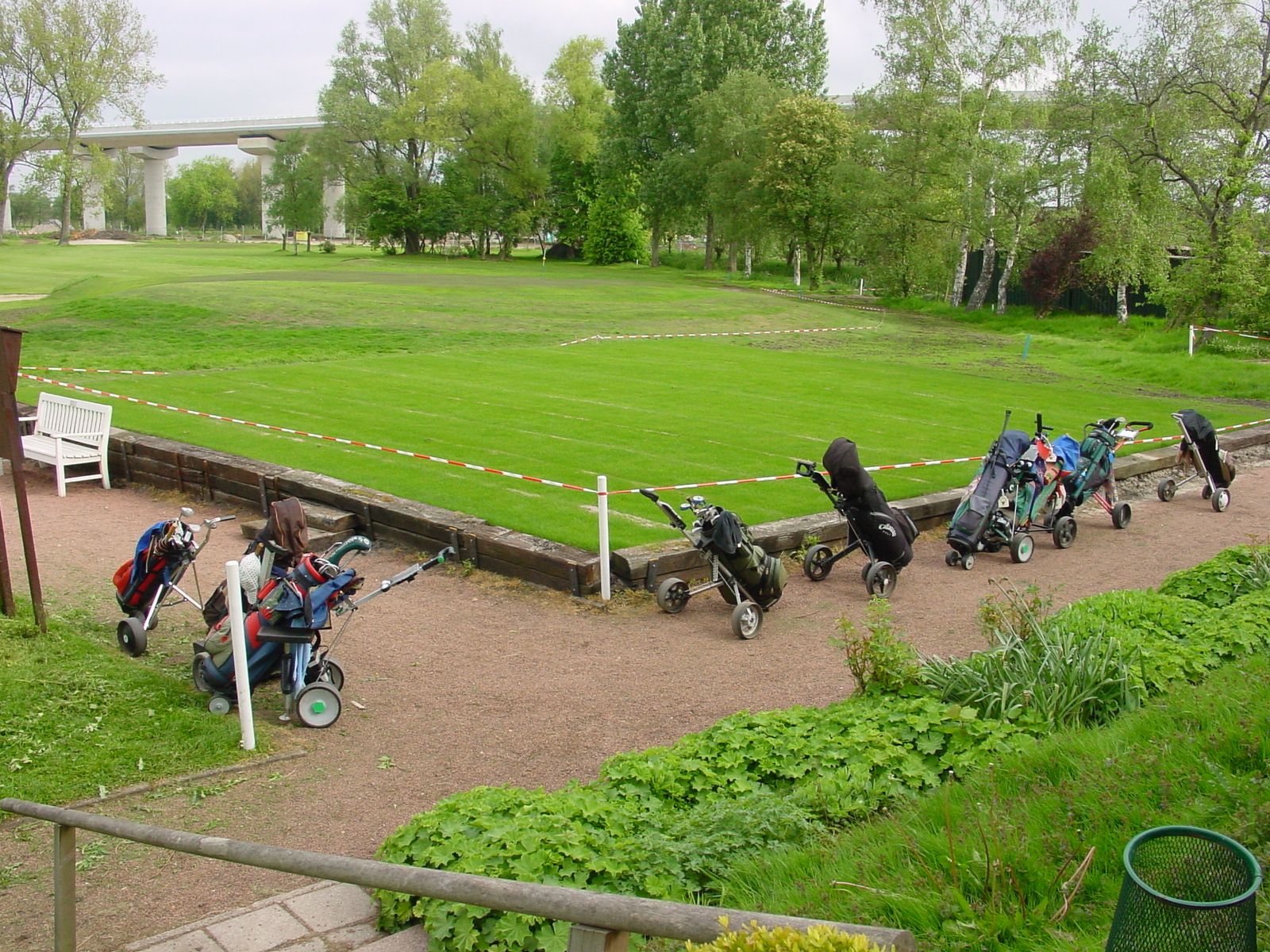 hole 4 2005 Aan het materiaal ligt het niet 13 05 2004 b
